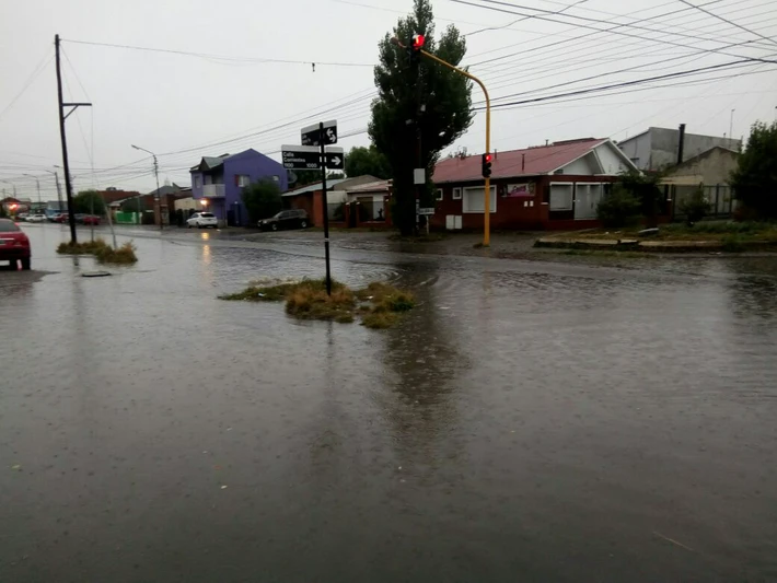 Río Gallegos sufre los efectos de las intensas lluvias