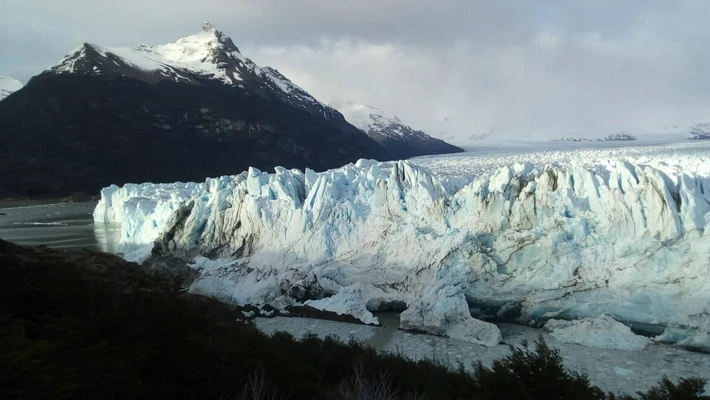 Parques actualizó información sobre el Glaciar luego de las primeras filtraciones