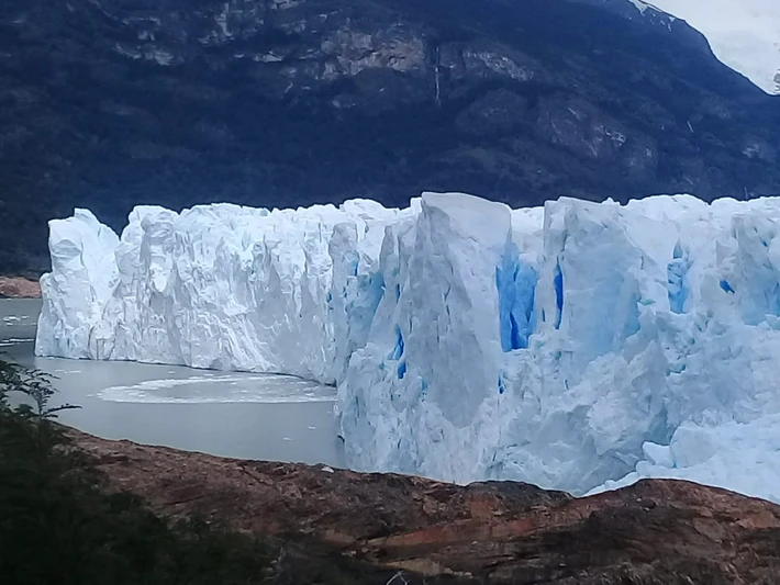 Glaciar: El nivel del agua aumentó levemente