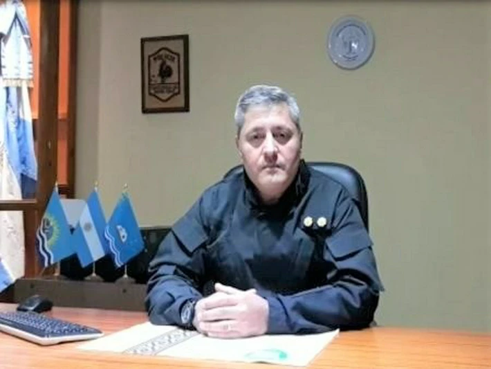 Vacunación irregular: el jefe de la Regional Centro de Policía también recibió la Sputnik V