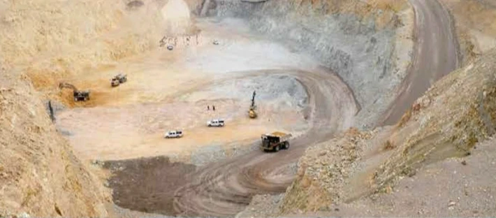 El diputado Oliva propone un plan de cierre de minas con auditorías públicas y participación ciudadana