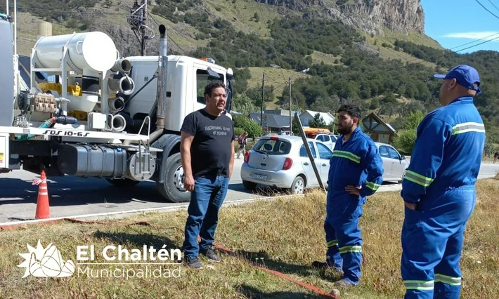Luego de la denuncia por contaminación del Río de las Vueltas, SPSE realizó tareas de limpieza y desobstrucción de las redes cloacales