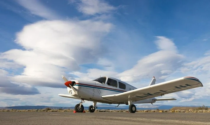 El Aeroclub Lago Argentino cumple hoy medio siglo de vida y prepara la primera camada de futuros pilotos que egresarán de su Escuela